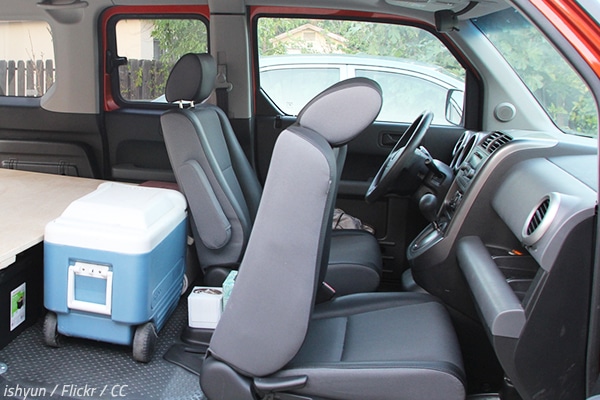 Make sure you know how to move frozen food in a safe and efficient manner.