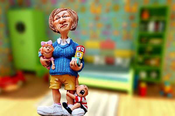 How to pack a children's room for moving