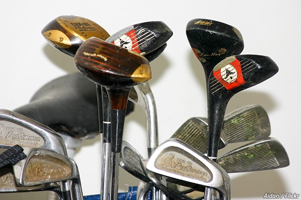 How to pack golf clubs by yourself