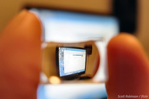 How to spot fake moving reviews