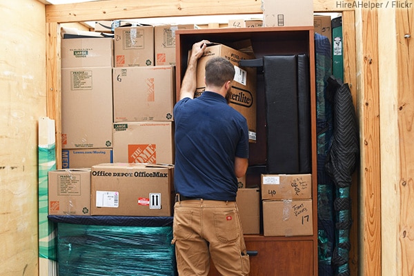 Learb how to pack a moving pod the right way.