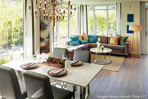 Tips for packing and moving a marble table.