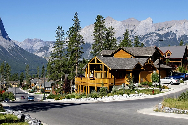 Tips for moving to the mountains.