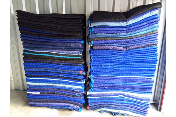 How to use moving blankets