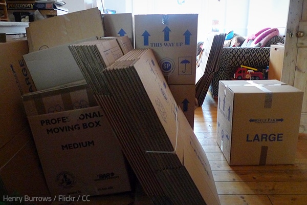 New moving boxes have many advantages.