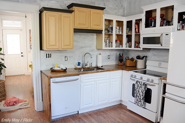 How to pack a kitchen for moving