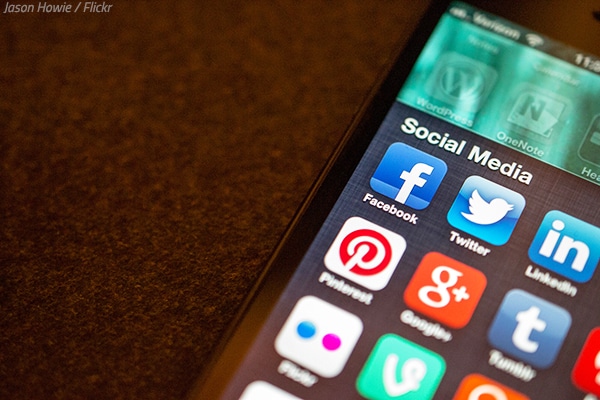 How social media networks can help you move