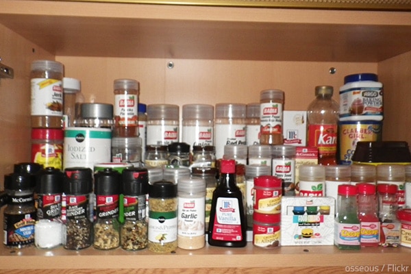 Make sure you know how to pack spices for moving the right way.