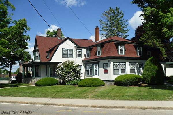 Suburbs vs city - is moving to teh suburbs right for you?